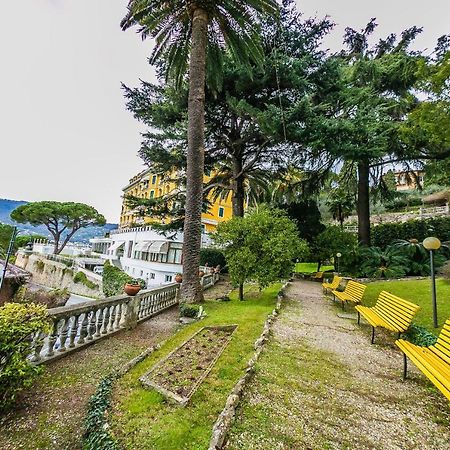 Eden Apartment Santa Margherita Ligure Buitenkant foto